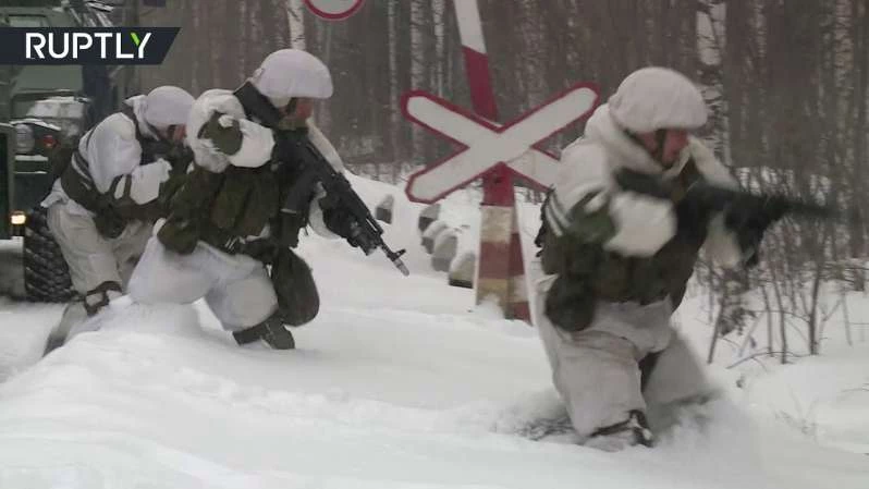 Ο ρωσικός στρατός ετοιμάζεται για τα πιο ακραία σενάρια συμπλοκών (βίντεο)